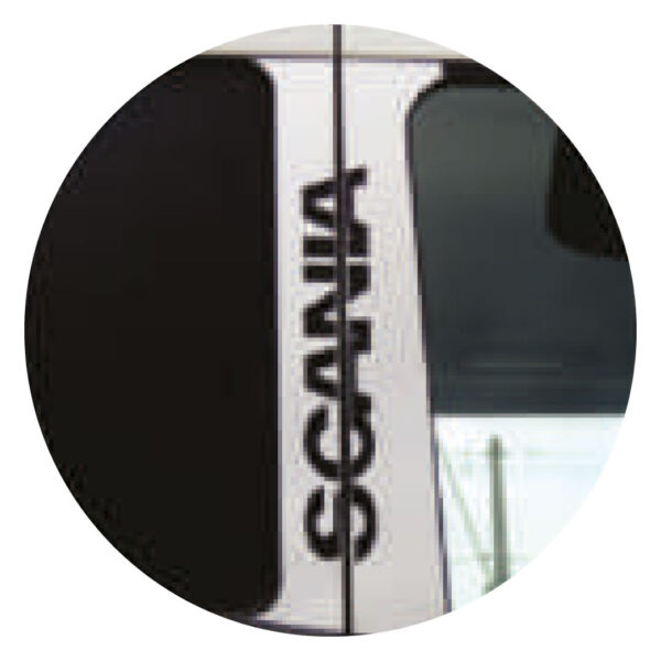 ACABAMENTO-INOX-DA-COLUNA-DA-PORTA-SCANIA-(PAR)